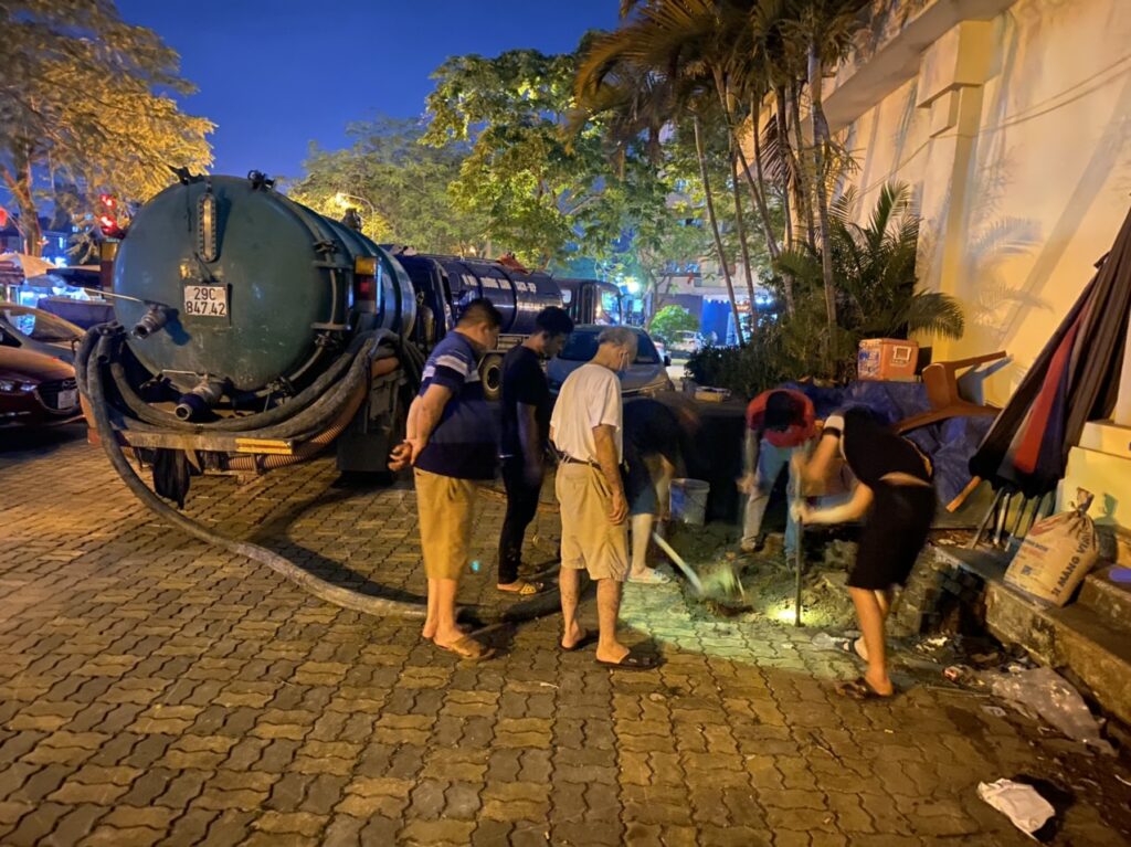 hut-be-phot-tai-hoan-kiem-1